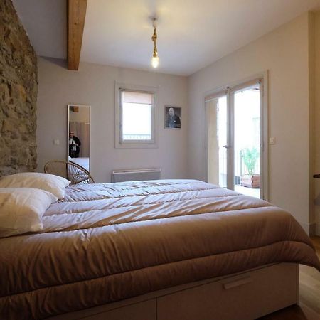 Melina - Appartement Dans Les Remparts De La Bastide Avec Parking Et Terrasse 卡尔卡松 外观 照片