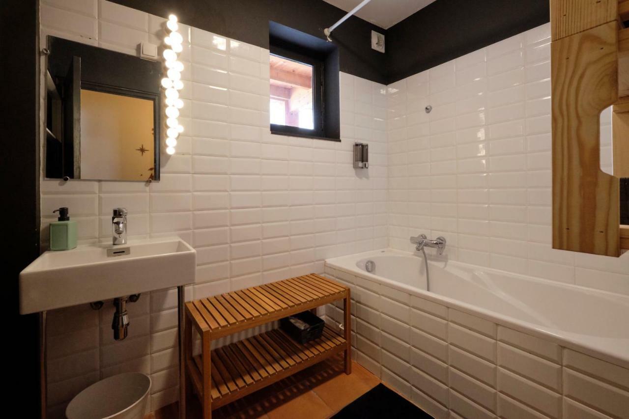 Melina - Appartement Dans Les Remparts De La Bastide Avec Parking Et Terrasse 卡尔卡松 外观 照片